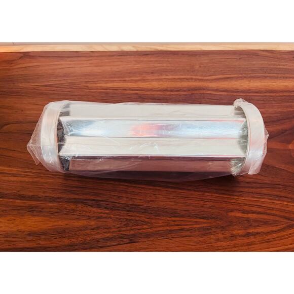 NEW The Pampered Chef Valtrompia Bread Tube Star Shape #1570 Kitchen Baking Ware - Picture 3 of 4